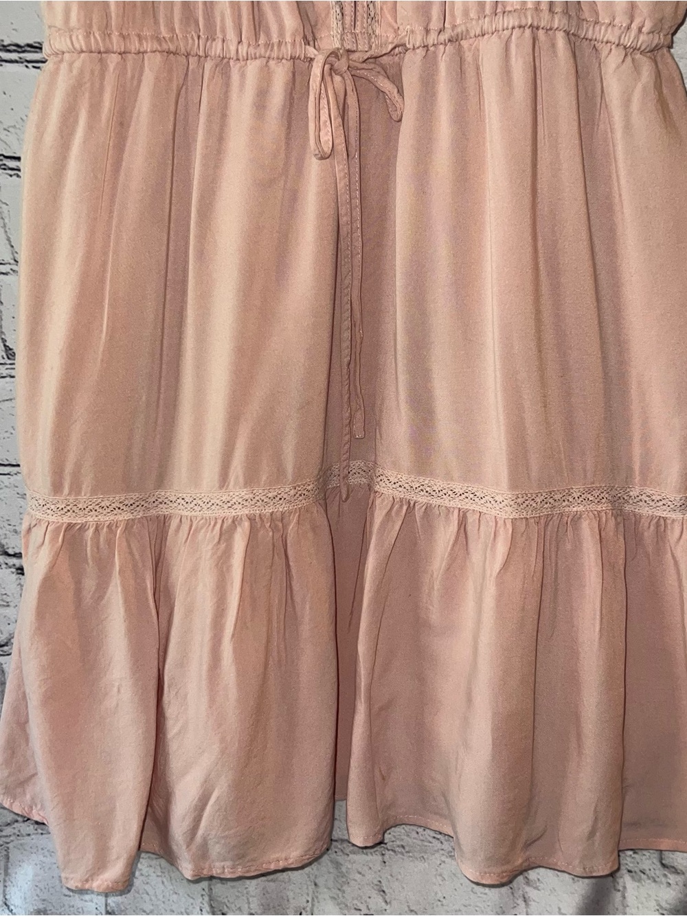 Jack by BB Dakota Finella Light Pink Tiered Mini Dress With Pearl Button Medium - Picture 5 of 12